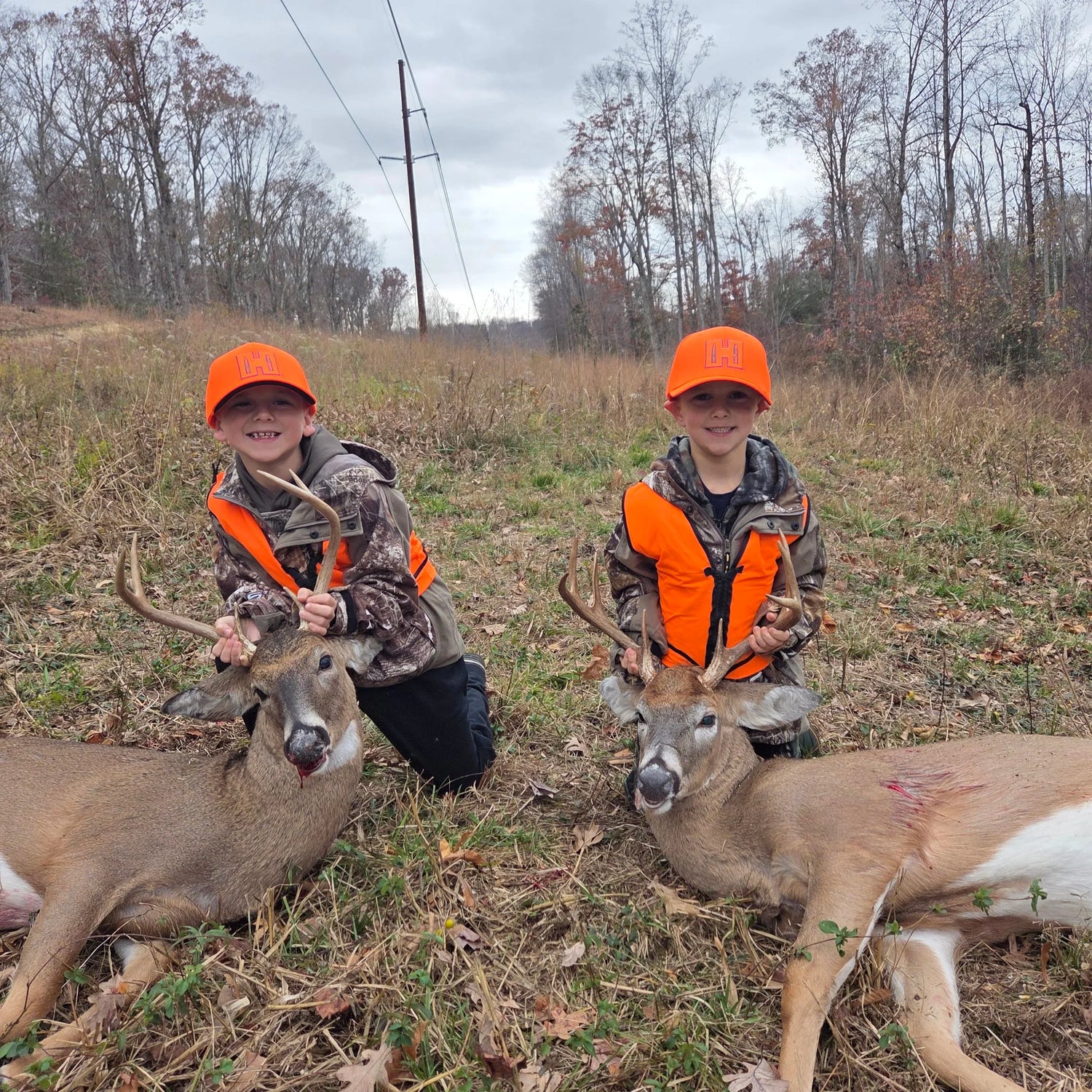Cooper & parker double up in a 360 hunting blind!