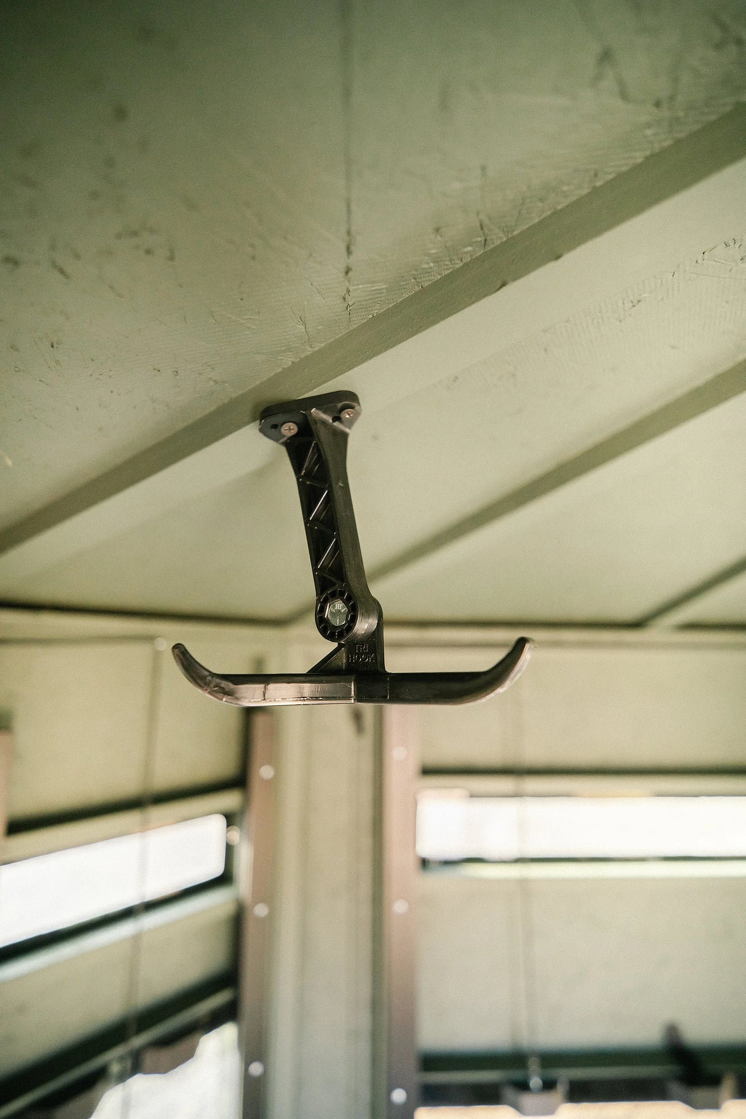 Bow Hanger
